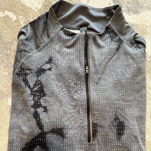 lululemon Metal Vent quarter zip pullover